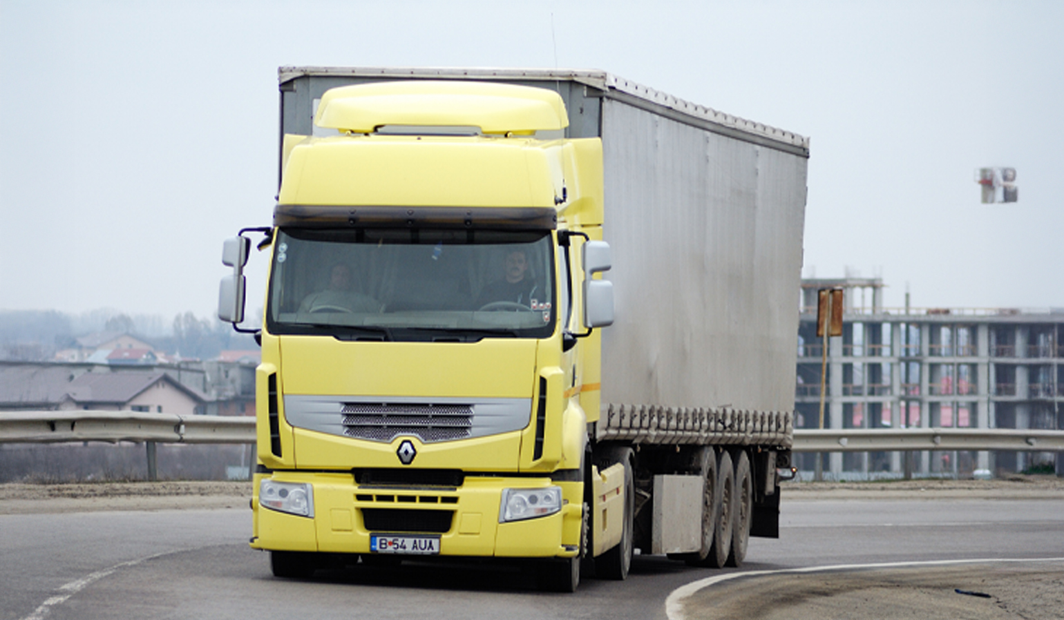 CE sınıfı tır ehliyeti kursu